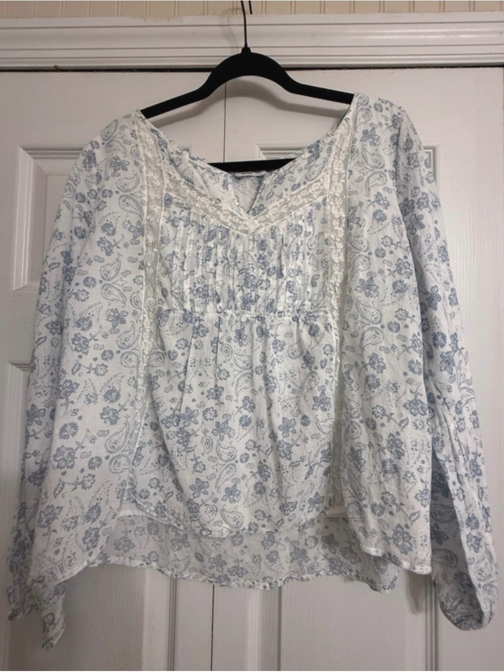 Hollister White and Light Blue Floral Peasant Top
